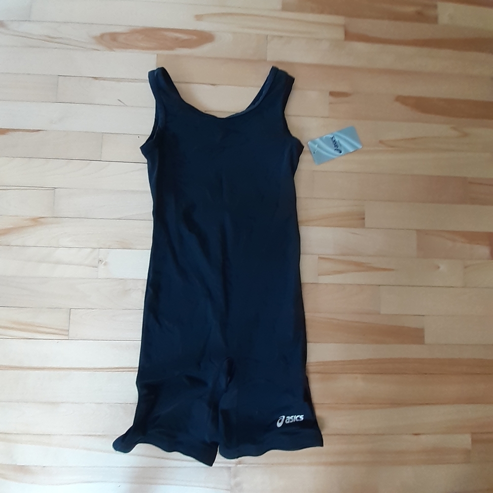 Asics bodysuit size Medium nwt